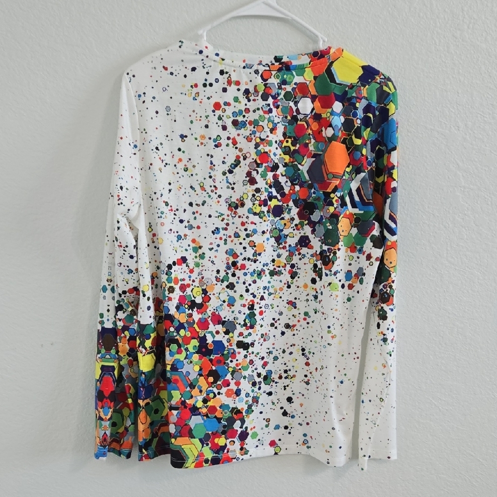 Colorful Geometric Patterned Top - Picture 6 of 6